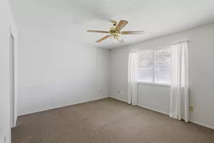 2711 Sunny Ln, Taylor, TX 76574 - Photo 27