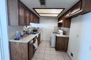 2711 Sunny Ln, Taylor, TX 76574 - Photo 7