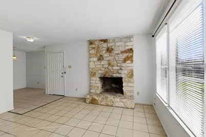 2711 Sunny Lane, Taylor, TX 76574 - Photo 7