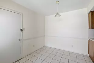 2711 Sunny Ln, Taylor, TX 76574 - Photo 23