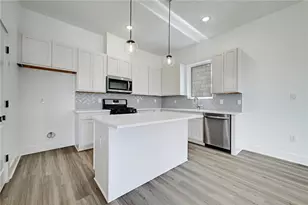 2305 Century Tree Cv, Austin, TX 78723 - Photo 7