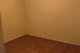 2610 Salado St, Austin, TX 78705 - Photo 13