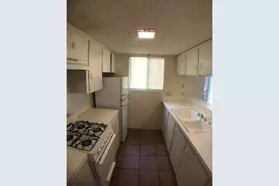 2610 Salado Street #212, Austin, TX 78705 - Photo 5