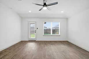 105 Krause Spgs Dr, Hutto, TX 78634 - Photo 7