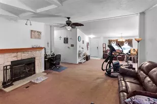 141 Morning Dove Ln, Elgin, TX 78602 - Photo 35