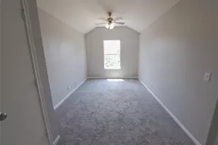 105 Twilight Way, Hutto, TX 78634 - Photo 11