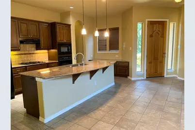 8629 Toro Creek Cove #B, Austin, TX 78759 - Photo 5