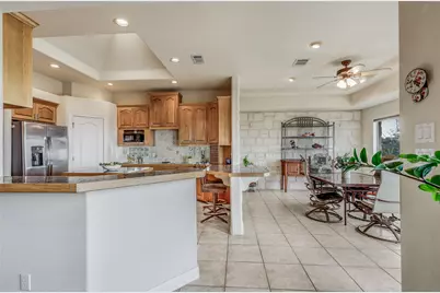 20711 Henry Avenue, Lago Vista, TX 78645 - Photo 13