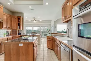 20711 Henry Ave, Lago Vista, TX 78645 - Photo 13