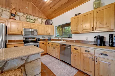 401 Madrone Canyon Drive, Dripping Springs, TX 78620 - Photo 15