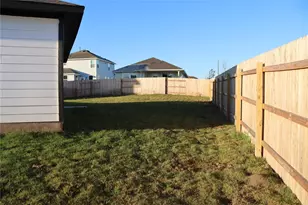 225 Graver St, Georgetown, TX 78626 - Photo 13