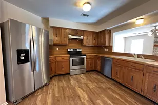 1047 Private Road 3022, Elgin, TX 78621 - Photo 3