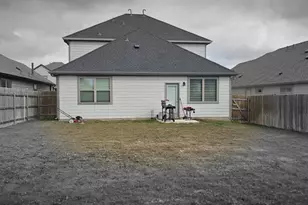 139 Coppers Wy, Elgin, TX 78621 - Photo 3