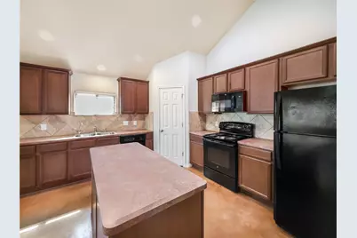 120 Lost Oaks Court, Liberty Hill, TX 78642 - Photo 5