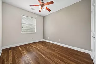 12825 Rush Creek Ln, Austin, TX 78732 - Photo 15