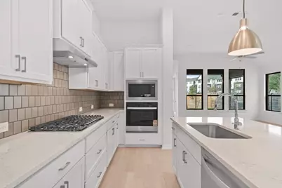 536 Raleigh Drive, Georgetown, TX 78633 - Photo 9