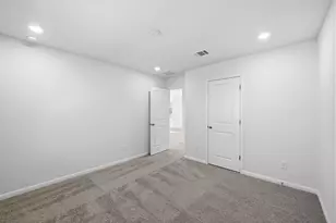 121 Hatari, Jarrell, TX 76537 - Photo 25