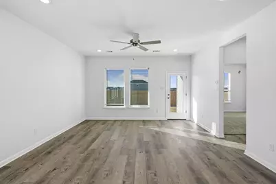 121 Hatari, Jarrell, TX 76537 - Photo 9