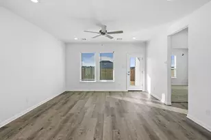 121 Hatari, Jarrell, TX 76537 - Photo 9