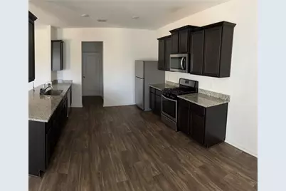4126 Trail De Paris, New Braunfels, TX 78132 - Photo 5
