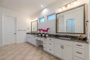 216 Skipping Cedar St, San Marcos, TX 78666 - Photo 17