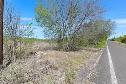 9006 Burklund Farms Road #B, Del Valle, TX 78617 - Photo 11