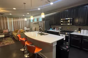 807 E 16th St, Austin, TX 78702 - Photo 3