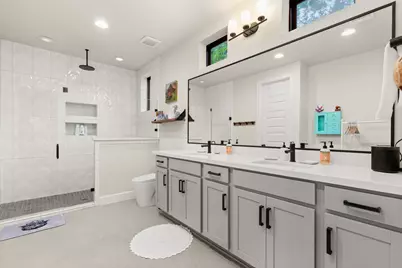 1214 Deloney Street, Austin, TX 78721 - Photo 21