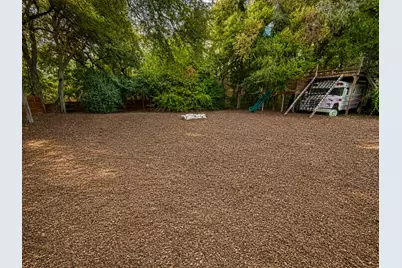 1214 Deloney Street, Austin, TX 78721 - Photo 35