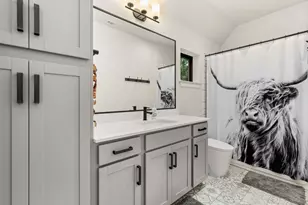 1214 Deloney St, Austin, TX 78721 - Photo 27