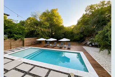 1214 Deloney Street, Austin, TX 78721 - Photo 3