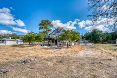 24909 Lake View Drive, Spicewood, TX 78669 - Photo 13