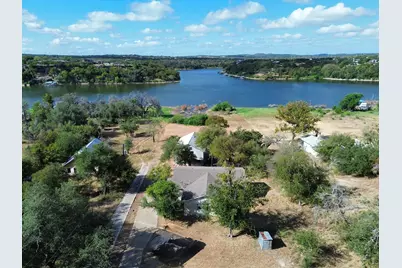 24909 Lake View Drive, Spicewood, TX 78669 - Photo 15