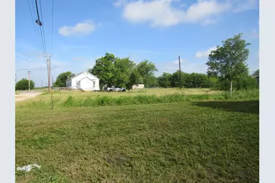 500 Arnold Drive, Bartlett, TX 76511 - Photo 9