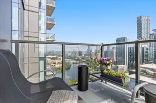 44 East Ave, Austin, TX 78701 - Photo 27