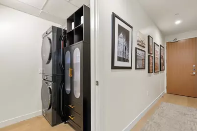 44 East Avenue #3304, Austin, TX 78701 - Photo 9