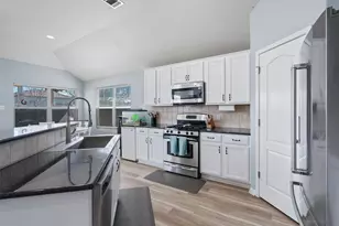1207 Utopia Ln, Hutto, TX 78634 - Photo 13