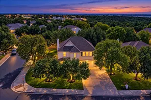 301 Leanne Dr, Georgetown, TX 78633 - Photo 3
