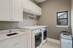 107 Bisset Ct, Austin, TX 78738 - Photo 23