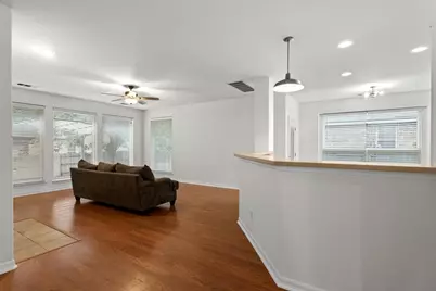 2304 Village View Loop, Pflugerville, TX 78660 - Photo 15