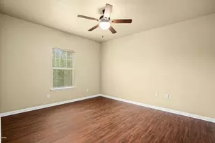 1812 Maple Ave, Austin, TX 78702 - Photo 9