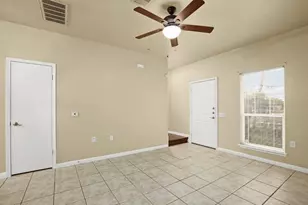 1812 Maple Ave, Austin, TX 78702 - Photo 5