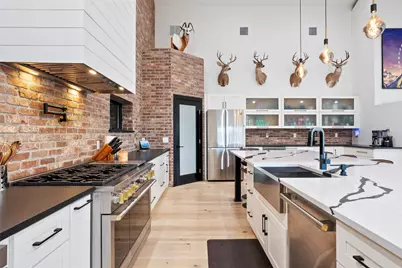 561 Broken Bit Trail, Dripping Springs, TX 78620 - Photo 11