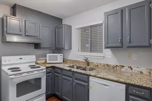 3004 Speedway, Austin, TX 78705 - Photo 9