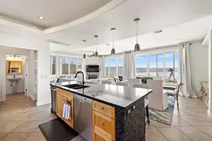 14020 Lakeview Dr, Austin, TX 78732 - Photo 9