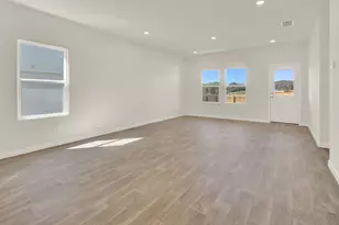 226 Shenandoah Dr, Kyle, TX 78640 - Photo 11