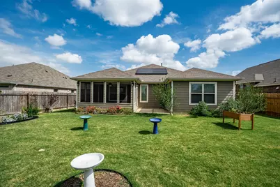 304 Hibiscus Drive, Hutto, TX 78634 - Photo 35