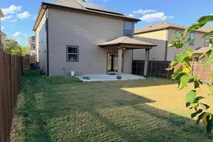 329 Los Cobos Ln, Georgetown, TX 78626 - Photo 35