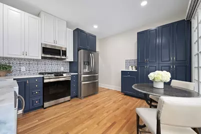 807 W 30th Street, Austin, TX 78705 - Photo 17