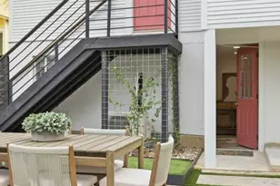 807 W 30th St, Austin, TX 78705 - Photo 35